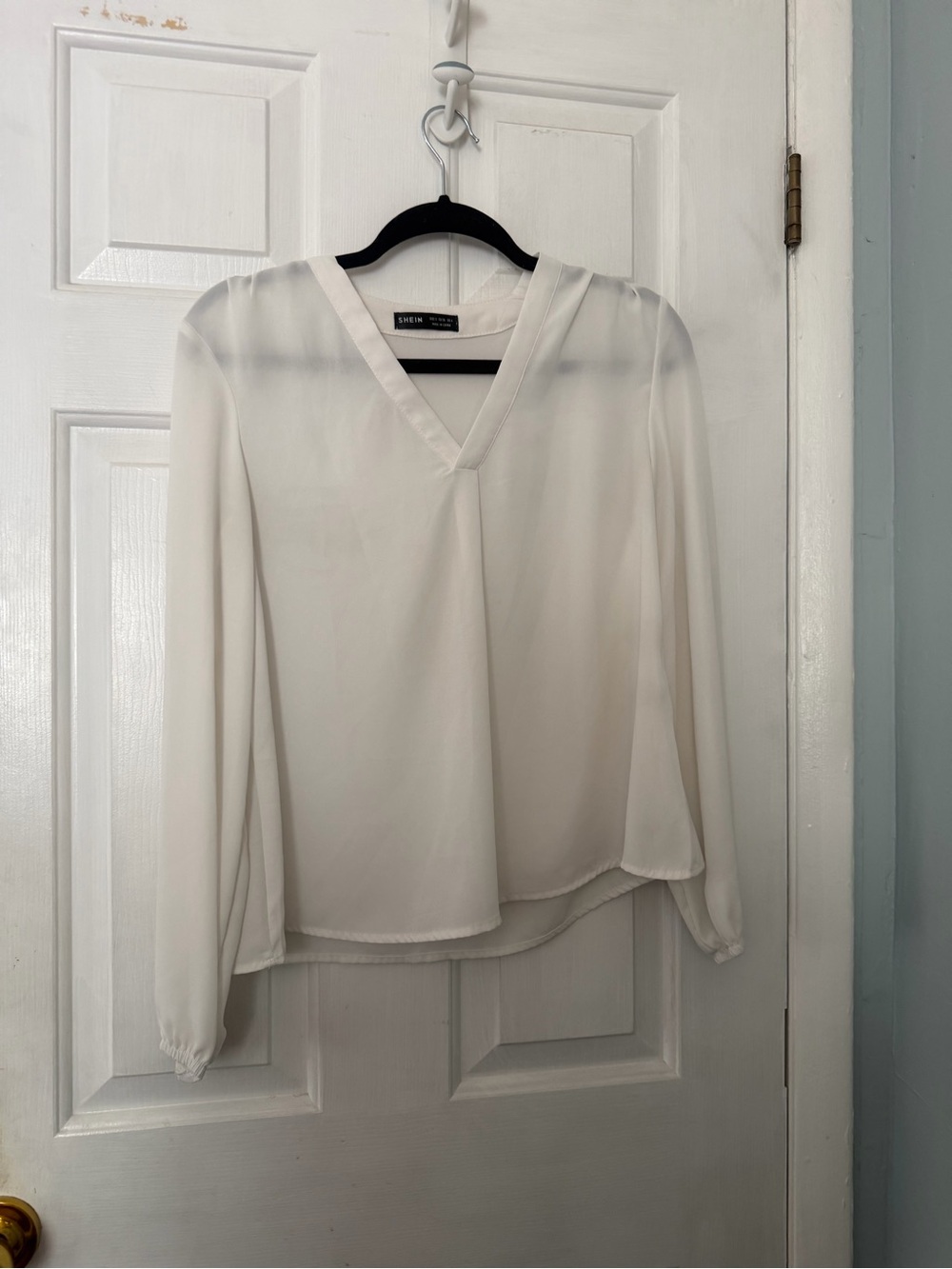 SHEIN Women’s Small White V Neck Long Sleeve Blouse Workwear Basic
